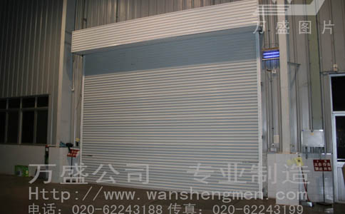 萬(wàn)盛無(wú)聲快速卷簾門(mén)圖片4